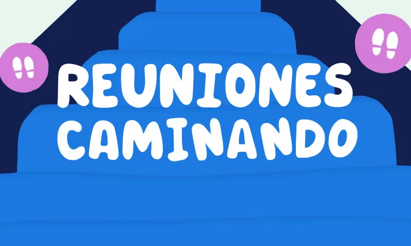 Compañeros de trabajo en una reunión caminando